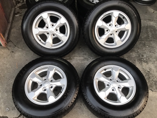 ล้อแม็กใหม่ป้ายแดง Mitsu Triton พร้อมยาง 215-70-15 Bridgestone ปลายปี 16 ล้อแม็กใหม่ป้ายแดง Mitsu Triton พร้อมยาง 215-70-15 Bridgestone ปลายปี 16