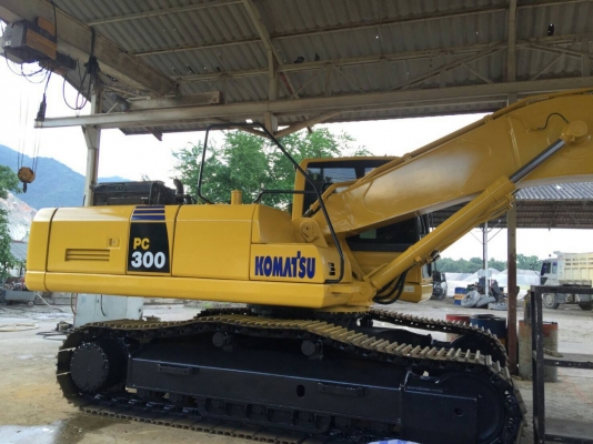 ขายด่วน!! KOMATSU PC300-8 13,000ชม. สภาพสวยค่ะ