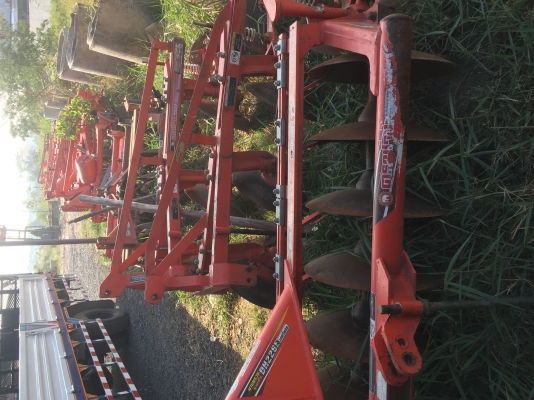 ขายอุปกรณ์มือสอง(ช้าง) ขายอุปกรณ์มือสอง(ช้าง)