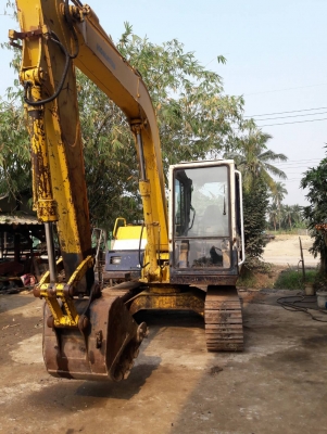 ขายค่ะ..KOMATSU  PC60-6  มาใหม่..เก่าญี่ปุ่นแท้ค่ะ..4,XXX ชั่วโมง  ปลายยาว  เครื่องปั๊มดี  พร้อมใช้...โทร  089-3818694  ดวงนภา