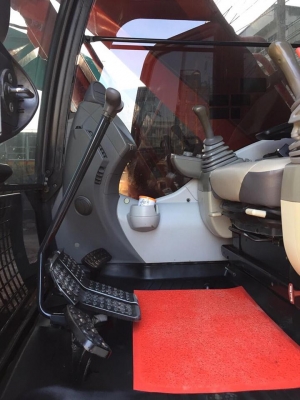 HITACHI ZAXIS 200-5G ตัวใหม่ล่าสุด