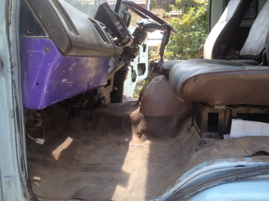 10 ล้อ 2 เพลา ISUZU FXZ ร็อคกี้ 210 แรง กระบะอลูมิเนียม ดั้ม เครื่อง-เกียร์ ดี ยางใหม่ 10 เส้น พร้อมใช้งาน พร้อมโอน
