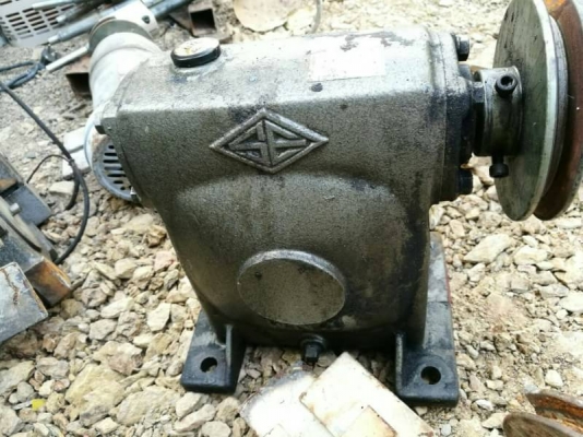 2200บ. ส่งฟรี083-2000058 LINE ID : line832923 ชุดเกียร์ทด1:40 ขนาดเพลาเข้าโต 25 มม. ที่เพลาออกมีชุดสเตอร์มาให้พร้อม ใช้กับมอเตอร์ไม่เกิน 3แรง 2200บ. ส่งฟรี083-2000058 LINE ID : line832923 ชุดเกียร์ทด1:40 ขนาดเพลาเข้าโต 25 มม. ที่เพลาออกมีชุดสเตอร์มาให้พร้อม ใช้กับมอเตอร์ไม่เกิน 3แรง