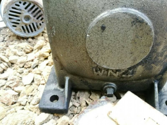 2200บ. ส่งฟรี083-2000058 LINE ID : line832923 ชุดเกียร์ทด1:40 ขนาดเพลาเข้าโต 25 มม. ที่เพลาออกมีชุดสเตอร์มาให้พร้อม ใช้กับมอเตอร์ไม่เกิน 3แรง 2200บ. ส่งฟรี083-2000058 LINE ID : line832923 ชุดเกียร์ทด1:40 ขนาดเพลาเข้าโต 25 มม. ที่เพลาออกมีชุดสเตอร์มาให้พร้อม ใช้กับมอเตอร์ไม่เกิน 3แรง