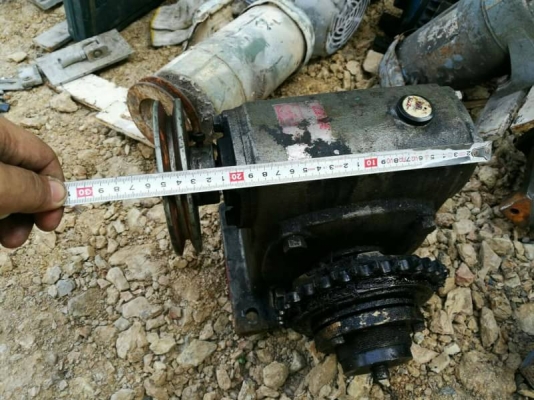 2200บ. ส่งฟรี083-2000058 LINE ID : line832923 ชุดเกียร์ทด1:40 ขนาดเพลาเข้าโต 25 มม. ที่เพลาออกมีชุดสเตอร์มาให้พร้อม ใช้กับมอเตอร์ไม่เกิน 3แรง 2200บ. ส่งฟรี083-2000058 LINE ID : line832923 ชุดเกียร์ทด1:40 ขนาดเพลาเข้าโต 25 มม. ที่เพลาออกมีชุดสเตอร์มาให้พร้อม ใช้กับมอเตอร์ไม่เกิน 3แรง