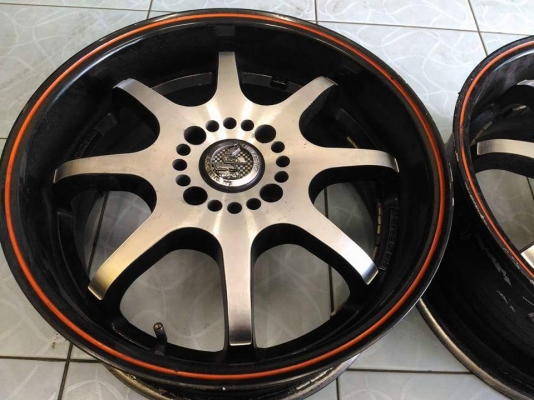 ล้อเปล่า Volk Racing ขอบ 15 สภาพดี มีริ้วรอยตามการใช้งาน ไม่คด ไม่ดุ้ง ขายถูกตามสภาพ ทั้งชุด 3800.- net เทิร์นได้ ใส่ฟรี ส่งทั่วไทยค่ะ