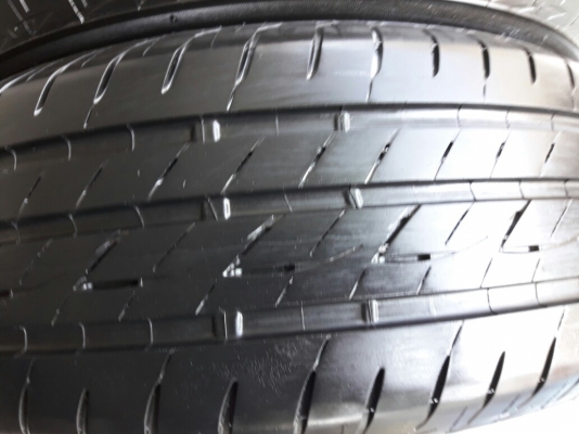 ยางBRIDGESTONE รุ่น Ecopia EP200. 205 65R15 สัปดาห์ที่18ปี2015 ลงพื้นปลายปี2015 สภาพสวยมากๆดอกเต็มๆคุ้มสุดๆใช้อีกนาน