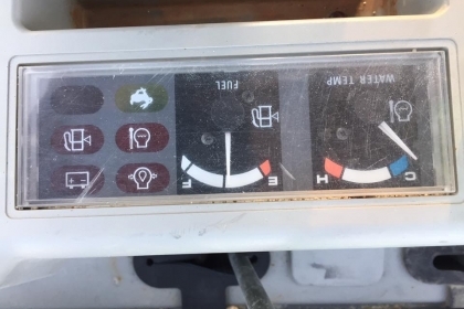 KOBELCO SK30SR-3E ปี2011 ชั่วโมงน้อยมากไม่แพ้รถใหม่ นำเข้าจากญี่ปุ่น โทร.090-986-2521 อ๊อบ