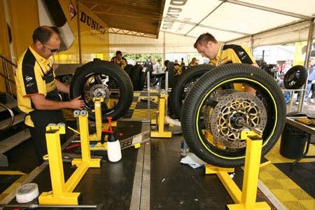 ยางใหม่ ราคาโปรฯ Dunlop Alpha 13 ราคาถูก กว่าแน่นอน