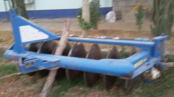 ขายรถไถฟอร์ดสองเพลา