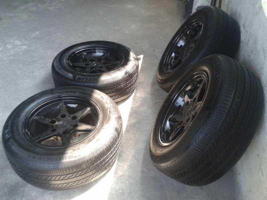 ขอบ16นิ้ว6รู พร้อมยาง ชุดนี้ ราคา 5800 บาท ขอบ16นิ้ว6รู พร้อมยาง ชุดนี้ ราคา 5800 บาท