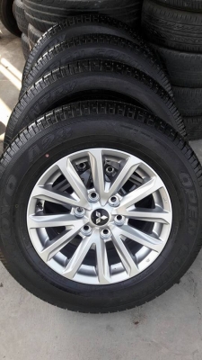 ขายล้อแม็กพร้อมยางป้ายแดง triton plus 17" ขายล้อแม็กพร้อมยางป้ายแดง triton plus 17"