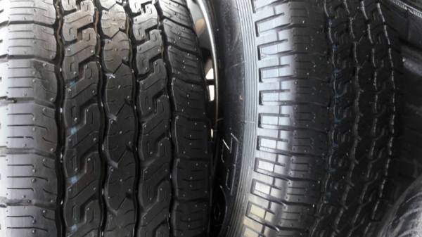 ขายล้อแม็กพร้อมยางป้ายแดง triton plus 17" ขายล้อแม็กพร้อมยางป้ายแดง triton plus 17"