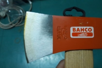 ขายขวานBAHCO Made in Sweden.ขนาด800กรัม ใหม่เก่าเก็บเหมาะมือ
