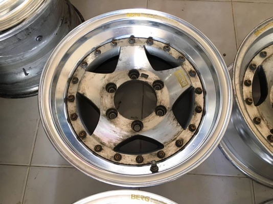 ล้อ BRIDGESTONE BERG-S 2 ชิ้นแท้ ขอบ 15x7 ลบ14 6รูกระบะ ถูกๆ ประมูลญี่ปุ่น ล้อ BRIDGESTONE BERG-S 2 ชิ้นแท้ ขอบ 15x7 ลบ14 6รูกระบะ ถูกๆ ประมูลญี่ปุ่น