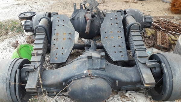 ขายด่วน ชุดแพหลัง2เพลา ของนิสสัน ซื้อมา จากเสียงกง ไม่ได้ใช้ขาย80000