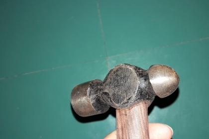 ขายค้อนตุ้มขนาด 600กรัม Made in England.ด้ามไม้มงคลสวยงาม