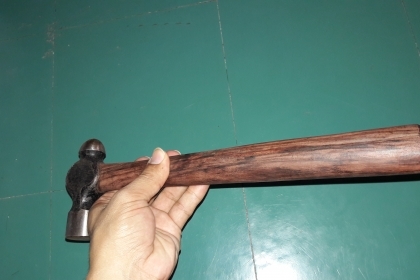 ขายค้อนตุ้มขนาด 600กรัม Made in England.ด้ามไม้มงคลสวยงาม