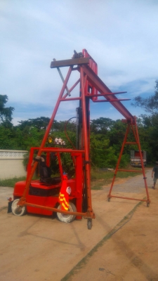 ขายด่วน รถฟอร์คลิฟhiter. 2.5ตันเสาสูง4เมตรเครืองอีสุ  ไฮโดรลิคเปลี่ยนใหม่ทุกกะบอกขาย75000