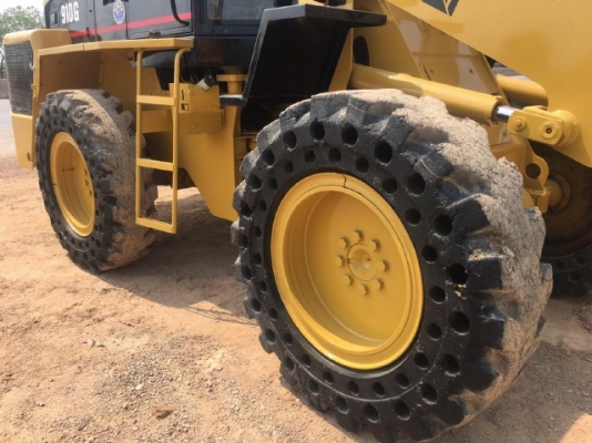 ขายรถตักล้อยาง CAT 910G รถนอกนำเข้าเองจากญี่ปุ่น สภาพสวยพร้อมใช้งาน มีVDOการทำงานครับ