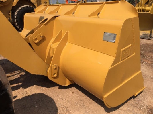 ขายรถตักล้อยาง CAT 924G รถนอกนำเข้าเองจากญี่ปุ่น สภาพสวยพร้อมใช้งาน มีVDOการทำงานครับ ขายรถตักล้อยาง CAT 924G รถนอกนำเข้าเองจากญี่ปุ่น สภาพสวยพร้อมใช้งาน มีVDOการทำงานครับ