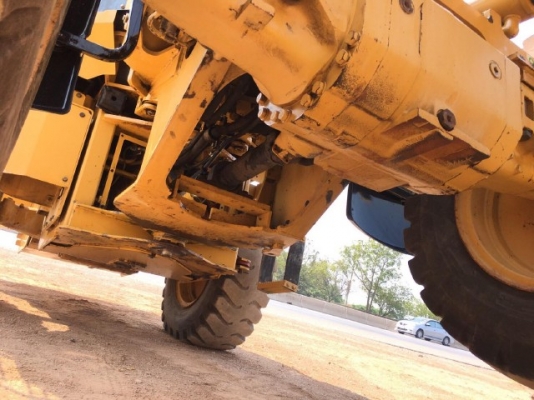 ขายรถตักล้อยาง CAT 924G รถนอกนำเข้าเองจากญี่ปุ่น สภาพสวยพร้อมใช้งาน มีVDOการทำงานครับ ขายรถตักล้อยาง CAT 924G รถนอกนำเข้าเองจากญี่ปุ่น สภาพสวยพร้อมใช้งาน มีVDOการทำงานครับ