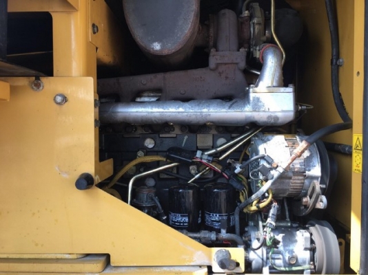 ขายรถตักล้อยาง CAT 924G รถนอกนำเข้าเองจากญี่ปุ่น สภาพสวยพร้อมใช้งาน มีVDOการทำงานครับ ขายรถตักล้อยาง CAT 924G รถนอกนำเข้าเองจากญี่ปุ่น สภาพสวยพร้อมใช้งาน มีVDOการทำงานครับ