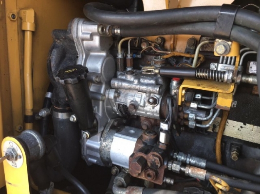 ขายรถตักล้อยาง CAT 924G รถนอกนำเข้าเองจากญี่ปุ่น สภาพสวยพร้อมใช้งาน มีVDOการทำงานครับ ขายรถตักล้อยาง CAT 924G รถนอกนำเข้าเองจากญี่ปุ่น สภาพสวยพร้อมใช้งาน มีVDOการทำงานครับ