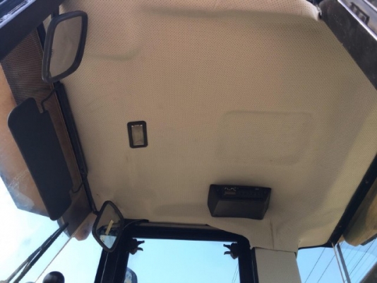 ขายรถตักล้อยาง CAT 924G รถนอกนำเข้าเองจากญี่ปุ่น สภาพสวยพร้อมใช้งาน มีVDOการทำงานครับ ขายรถตักล้อยาง CAT 924G รถนอกนำเข้าเองจากญี่ปุ่น สภาพสวยพร้อมใช้งาน มีVDOการทำงานครับ