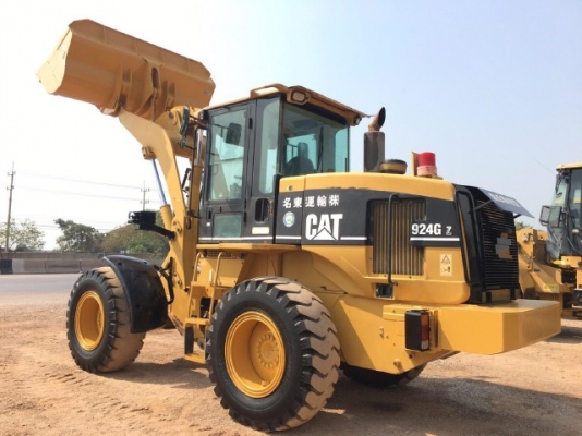 ขายรถตักล้อยาง CAT 924G รถนอกนำเข้าเองจากญี่ปุ่น สภาพสวยพร้อมใช้งาน มีVDOการทำงานครับ ขายรถตักล้อยาง CAT 924G รถนอกนำเข้าเองจากญี่ปุ่น สภาพสวยพร้อมใช้งาน มีVDOการทำงานครับ