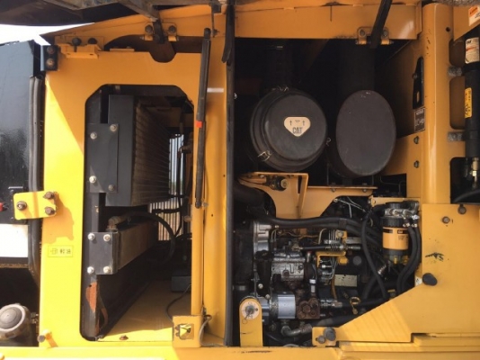 ขายรถตักล้อยาง CAT 924G รถนอกนำเข้าเองจากญี่ปุ่น สภาพสวยพร้อมใช้งาน มีVDOการทำงานครับ ขายรถตักล้อยาง CAT 924G รถนอกนำเข้าเองจากญี่ปุ่น สภาพสวยพร้อมใช้งาน มีVDOการทำงานครับ