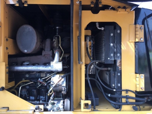 ขายรถตักล้อยาง CAT 924G รถนอกนำเข้าเองจากญี่ปุ่น สภาพสวยพร้อมใช้งาน มีVDOการทำงานครับ ขายรถตักล้อยาง CAT 924G รถนอกนำเข้าเองจากญี่ปุ่น สภาพสวยพร้อมใช้งาน มีVDOการทำงานครับ