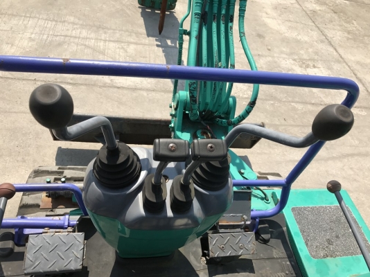 รถขุด Komatsu รุ่น PC15-3E เครื่องดำรุ่นใหม่ ขนาดเท่ากับ PC20 นำเข้าจากญี่ปุ่น สวยมาก รถขุด Komatsu รุ่น PC15-3E เครื่องดำรุ่นใหม่ ขนาดเท่ากับ PC20 นำเข้าจากญี่ปุ่น สวยมาก