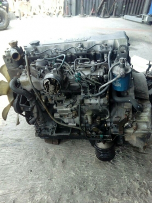 เครื่องพร้อมเกียร์