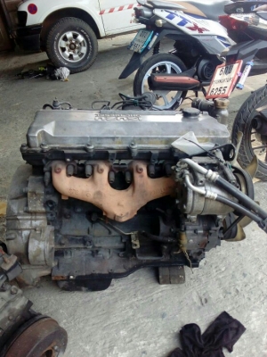 เครื่องพร้อมเกียร์