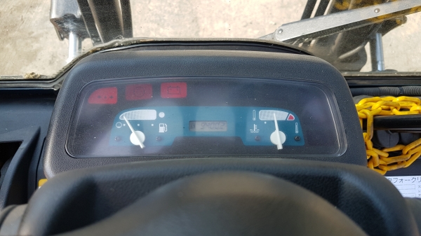 ขายด่วนรถยก TOYOTA 7FG18ยก1.8ตันถึง2ตันเสาสูง4เมตรยางตัน4เส้นงาหมูนได้รถนอกเพิ่งเข้ามายังไม่เคยใช้งานในเมืองไทยเลยย