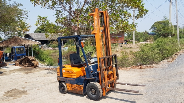 ขายด่วนรถยกTOYOTA 5FG15ยก1.5ตันเสาสูง4เมตรเคื่องโตต้า4สูบ5Kเบนซินติดแก็สได้ยางตัน4เส้นรถนอกเพิ่งนำเข้ามายังไม่เคยใช้งานในเมืองไทยเลย ขายด่วนรถยกTOYOTA 5FG15ยก1.5ตันเสาสูง4เมตรเคื่องโตต้า4สูบ5Kเบนซินติดแก็สได้ยางตัน4เส้นรถนอกเพิ่งนำเข้ามายังไม่เคยใช้งานในเมืองไทยเลย