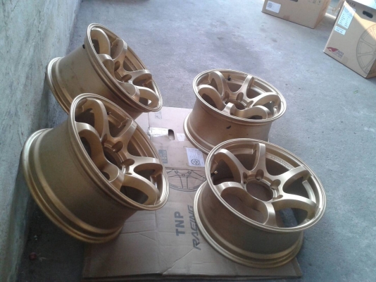 ขอบ17นิ้ว6รู หน้า8 หลัง9 ชุดนี้ ราคา 8900 บาท ขอบ17นิ้ว6รู หน้า8 หลัง9 ชุดนี้ ราคา 8900 บาท