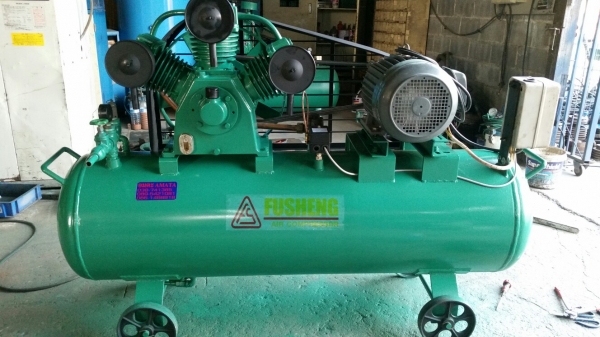 ปั๊มลม fusheng 10 hp 320L