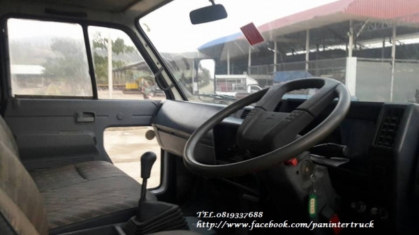 ขายถูกด่วนๆ รถบรรทุก 6 ล้อกลางติดเครน :ISUZU NPR / กระบะท้ายลาด สินค้าเก่าบริษัท /ราคาเพียง 380,000 บาท