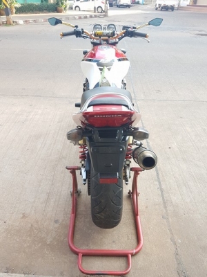 ขายแลกเทิร์นคับ HONDA CB400 TECH3 ปี2006 ท่อแต่ง จานเบรคหน้าหลังแต่ง แฮนด์บาร์ อินวอยส์ สรรพสามิตร ราคา 93500 บาท ส่งได้ทั่วไทยคับ สนใจติดต่อ 081-0578282 FACEBOOK ชาญณรงค์ ป๊อป ชัยอมฤต ไอดีไลน์ POPBIGBIKESAKON คับ สนใจรถสวย ถูก ดี ต้อง POP BIGBIKE SAKONNA