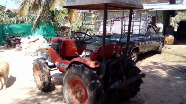 Krt140 เครื่องดีเกียร์ดี สวยๆๆพร้อมใช้งาน ล้อเหล็ก เอกสารพร้อม Krt140 เครื่องดีเกียร์ดี สวยๆๆพร้อมใช้งาน ล้อเหล็ก เอกสารพร้อม