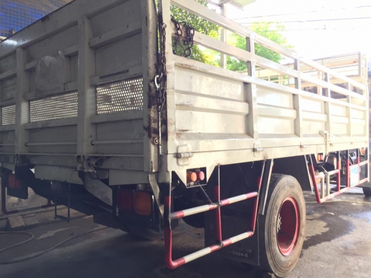 Isuzu FTR 240 มีนาคม 58 คัซซียาว 6.5 มีลิฟท้าย ยางใหม่หมด วิ่งมาแค่30,000 1,250,000 086-6642-442