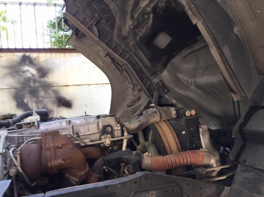 Isuzu FTR 240 มีนาคม 58 คัซซียาว 6.5 มีลิฟท้าย ยางใหม่หมด วิ่งมาแค่30,000 1,250,000 086-6642-442