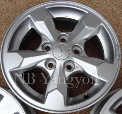 ล้อไตรตัน 5รูขอบ15 ล้อไตรตัน 5รูขอบ15