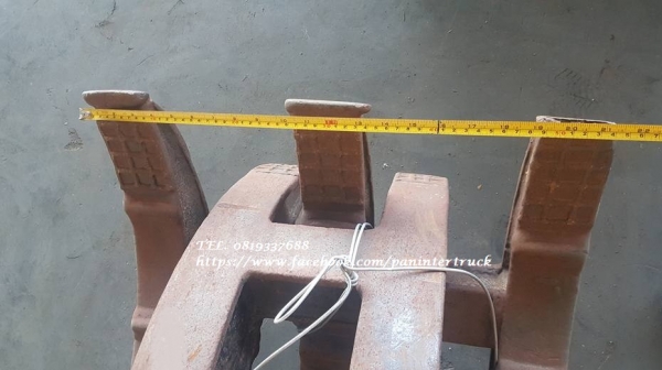 FROM JAPAN ตัวคีบปากหนีบไม้ CLAMP NO BRAND* สำหรับรถขุดไซค์ 100 ,120 /สวมบูทสลัก 60 มิล / ราคาเพียง 35,000 บาท