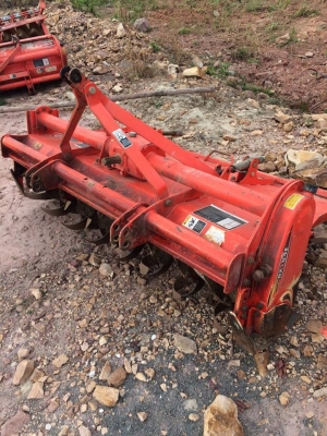 ขายรถไถKubota3608 สวยๆเดิมๆพร้อมอุปกรณ์ เล่มทะเบียนพร้อมโอน