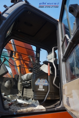 ขายรถแบคโฮ HITACHI ZX210K มือสองญี่ปุ่น สภาพดีมาก หัวเก๋งยกประดับได้ด้วยระบบไฮโดรลิค แทรคเหล็ก เกี๊ยยาง