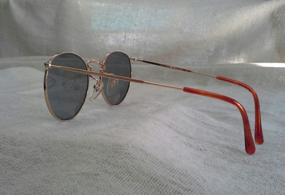 แว่นตา &#039;นอส&#039; อัลก้าผู้ยิ่งใหญ่ &#039;หยดน้ำ-จอห์น เลนนอน&#039; Authentic ALGHA handmade in