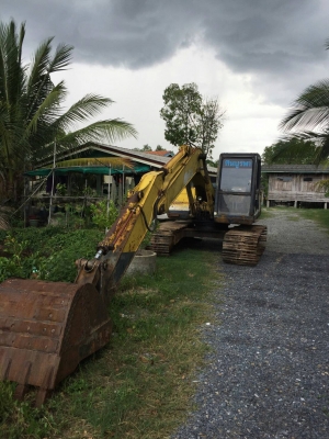 ขายรถแบคโฮ KOBELCO SK120-/// ราคา 500000 ขายรถแบคโฮ KOBELCO SK120-/// ราคา 500000